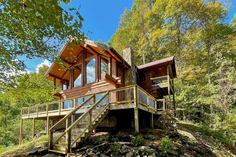 Top-Rated Airbnb Vacation Rentals Featuring POLYWOOD