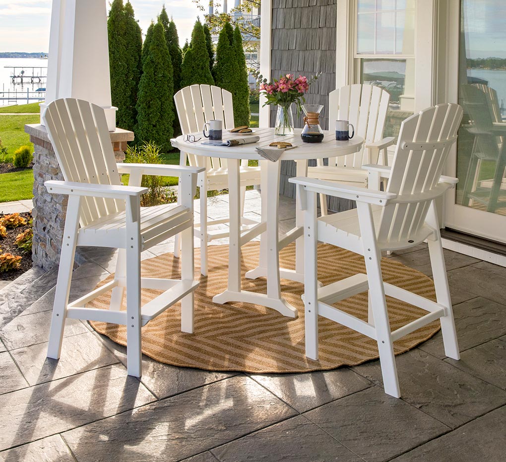 Bar Tables & Chairs