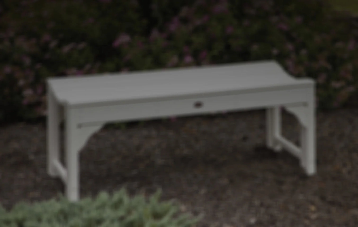 black-outdoor-benches 3c0bd19a