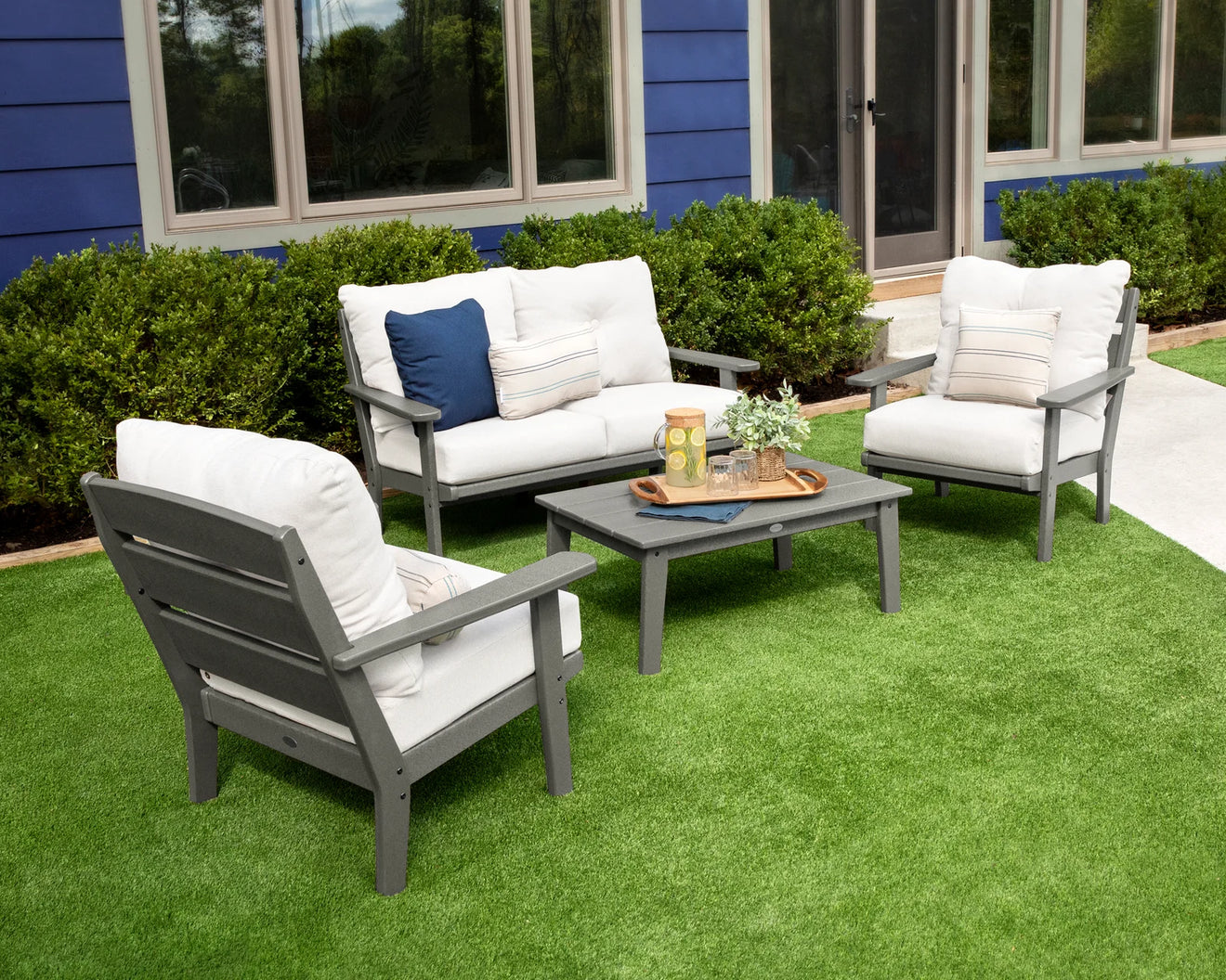 outdoor-coffee-tables c3d32447