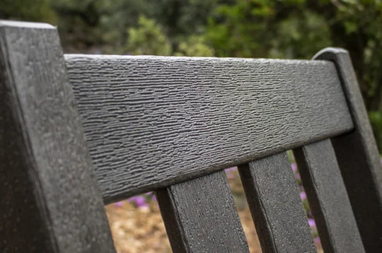 outdoor-dining-furniture 0df42dc2