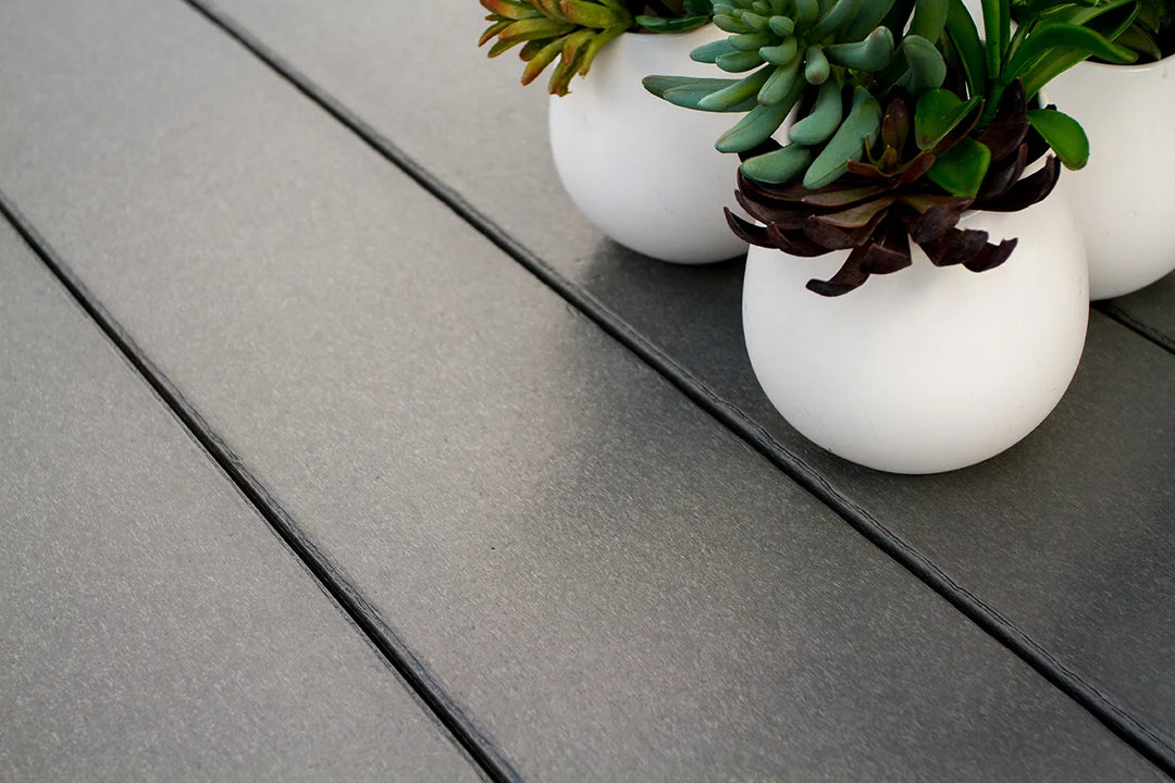outdoor-dining-furniture f14a2e0c